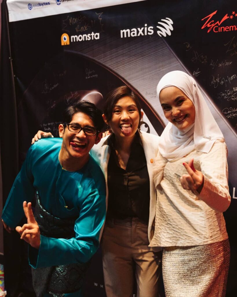 From left to right, Danniel Iskandar, Zhi Ee, Husna Nisa, celebrating accomplishing emceeing for Monstar Awards 2021